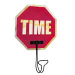 מתלה בעיצוב תמרור עצור עם כיתוב TIME