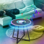 שולחן קפה חכם עם טעינה אלחוטית ותאורת LED צבעונית 