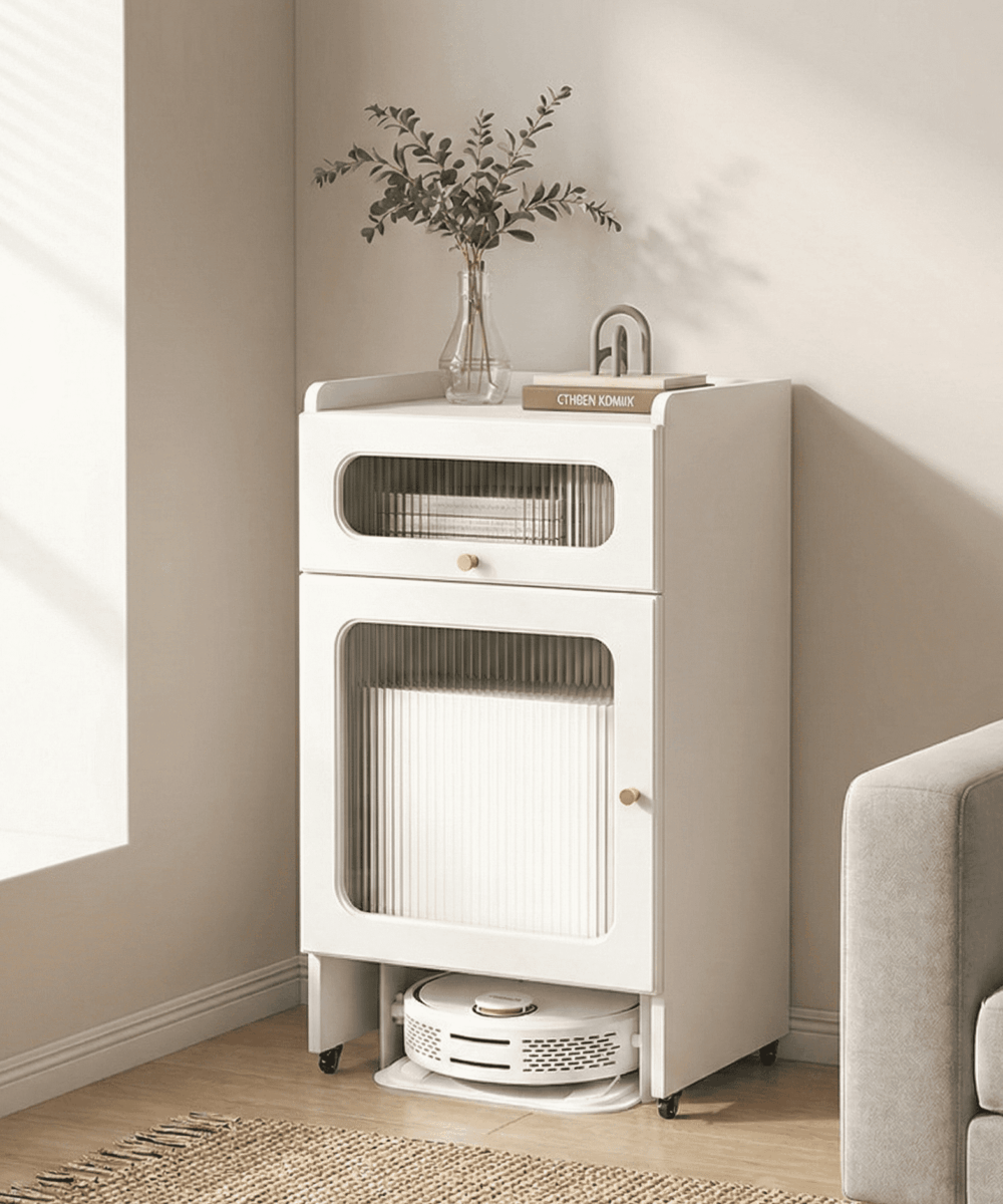 שידת NEST – ארונית צד חכמה עם תא עגינה לשואב רובוטי